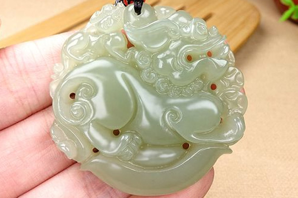 玉石放在家里好还是不好 玉石放在哪里会比较好