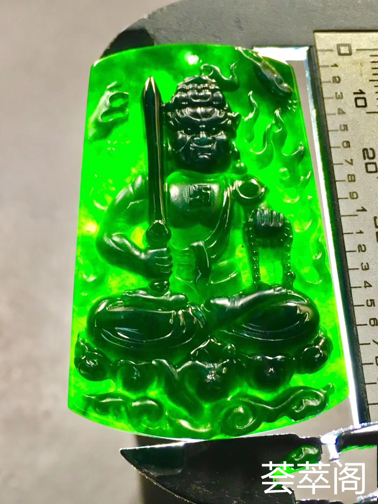 特惠：【墨翠守护神不动明王】新货！  老坑高冰   极品墨翠  黑度够黑   极品帝王绿底色    冰透无比  种老起胶  （翡翠中最神秘的墨翠，低调奢华有内涵）❗❗