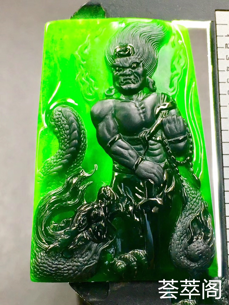 特惠：【墨翠守护神不动明王】新货！  老坑高冰   极品墨翠   黑度极黑     极品帝王绿底色    冰透无比    刚性十足   性价比超高   （翡翠中最神秘的墨翠，低调奢华有内涵）❗❗
