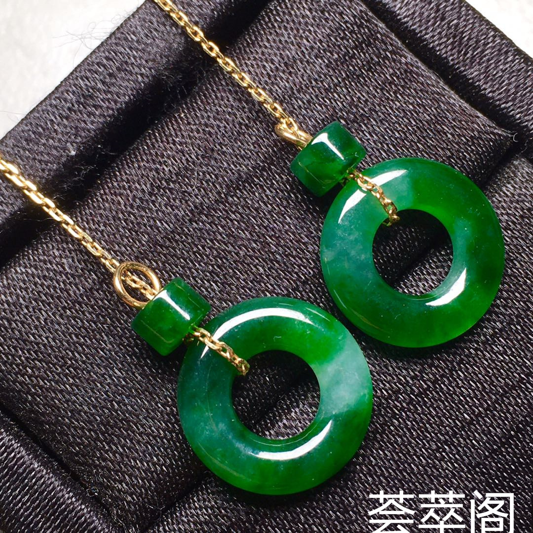 高冰正阳辣绿路路通耳线，裸石尺寸13.3/13.3/3mm