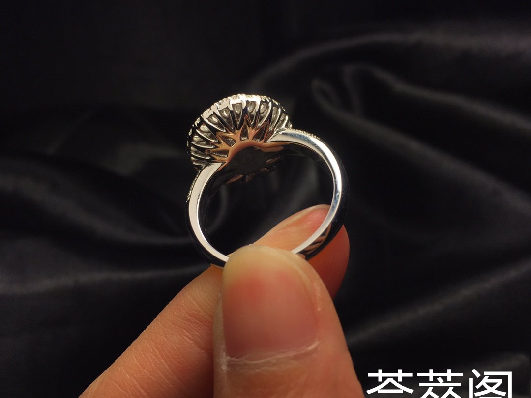 玻璃种帝王绿鸽子蛋戒指第6张