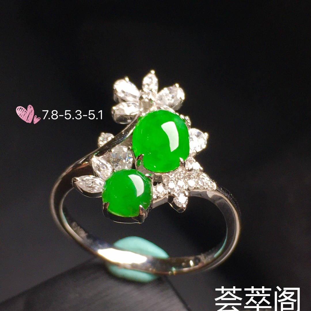 【女戒指，冰正阳绿】通透，水润‬细腻，完美，18k金‮华奢‬钻‮镶石‬嵌☕