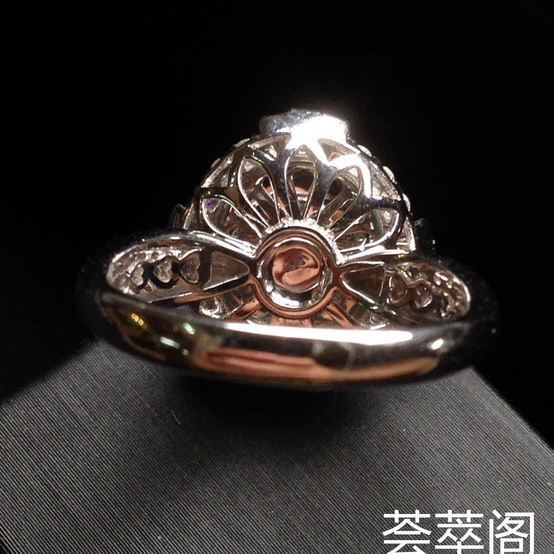 高冰正阳绿大蛋戒指，18k金‮华奢‬钻‮镶石‬嵌第7张