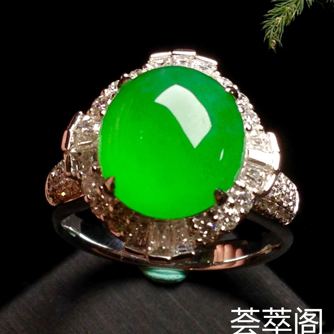 高冰正阳绿大蛋戒指，18k金‮华奢‬钻‮镶石‬嵌第2张