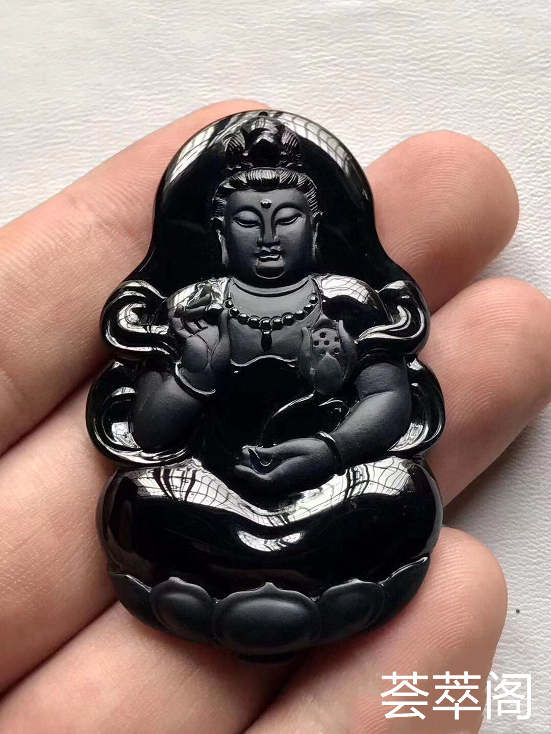 特惠：【墨翠立体观音】新货！  老坑高冰   极品墨翠   黑度极黑    极品帝王绿底色      冰透无比   种老起胶     品质极高   性价比超高 （翡翠中最神秘的墨翠，低调奢华有内涵）❗❗第7张