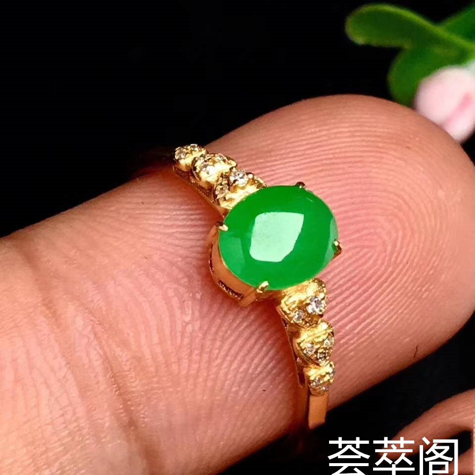 冰阳绿戒指，色阳，戒指内圈17裸石尺寸6.8-5-2.5，特，不议