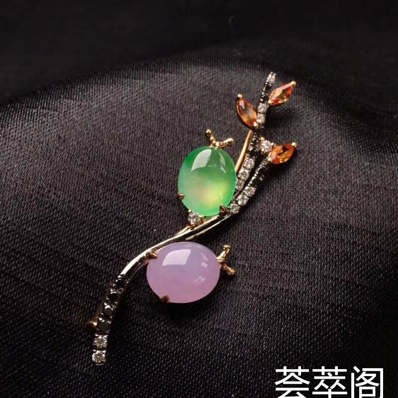 (42)双色胸针，款式新颖，完美，18k金镶嵌，裸石：9.6/7.9mm镶嵌：47.8/12/5.1mm
